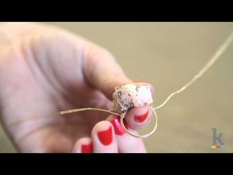 how to fasten hand wraps