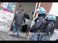 Torino, la polizia sgombera i centri sociali cariche e scontri tra squatter e polizia.wmv