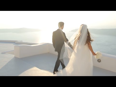 Roger + Elena's wedding in Santorini - Untitled Film Works