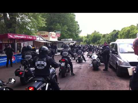 45 Jahre Cavemen MC - Ankunft Gremium