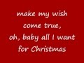 Mariah Carey - All I Want For Christmas Is You (lyrics on screen)