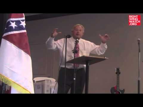 RWW News: Michael Peroutka Leads Dixie 'National Anthem' At 2012 League of the South Conference