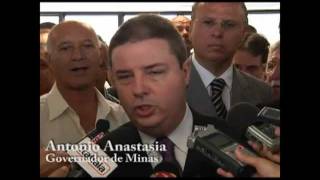 Vídeo: Anastasia entrega veículos a Consórcios de Saúde para reforçar atendimento nos municípios