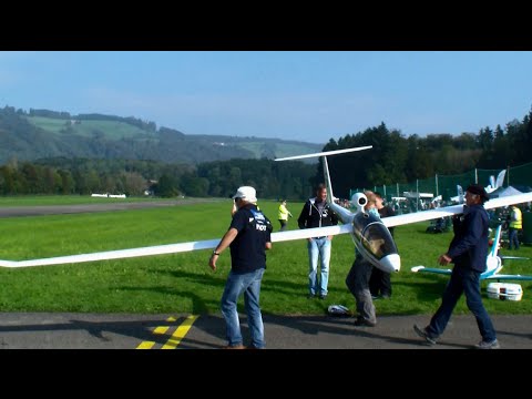 DG1000 rc - Flugtag Hausen 2014 4+5. Oct. Gigantic Turbine R/C DG-1000 Sailplane Modellflug Show 2014 Spezification: Spannweite: 8 Meter 88cm Gewicht: 42 Kilogramm Turbi...