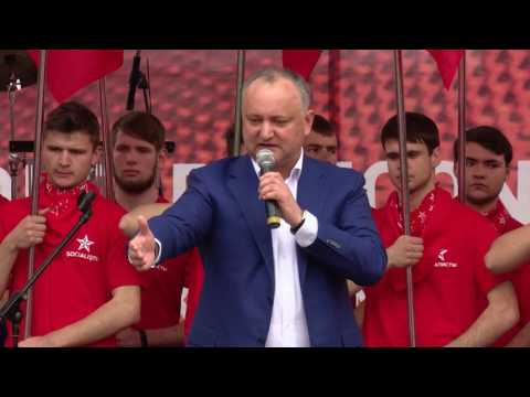 Президент Республики Молдова Игорь Додон принял участие в мероприятиях по случаю Международного дня солидарности трудящихся