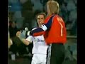 Kahn pwnt van Bommel