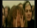 Donne italiane
cantano il inno della libertà  - 

 
  Perché noi siamo donne
  Paura non abbiamo!
  Per amor dei nostril figli
  La Lega difendiamo. 
(Мы женщины и значит
И значит, мы бесстрашны, 
Когда мы защищаем
Дома и семьи наши!) 

Da un film classico di Bernardo Bertolucci 
NOVECENTO  (1976)

Con   Stefania Sandrelli  e  Gèrard Depardieu
Musica di Ennio Morricone