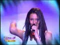 lors de cette soir�e musicale �v�nement pr�sent�e sur fillestv par s�ren pr�vost et l�a, la belle shy'm re�oit l'award du 