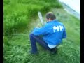 ako L�ro p�li tr�vu
