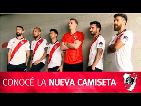 Backstage Camiseta Titular 18/19