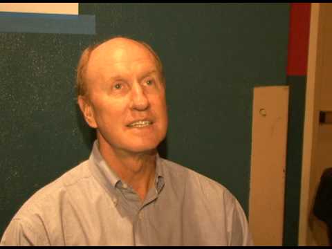 JimBeattie - BASEBALLCARDCOLLECTORS.COM'S THE LEARNING CURVE - THE CONVENTION FLOOR... FEATURING TALKING BASEBALL CARDS WITH JIM BEATTIE AND TIPPY MARTINEZ... Host Richar...