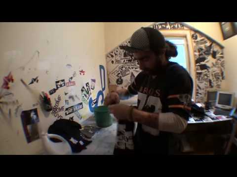 how to whiten golf shirts