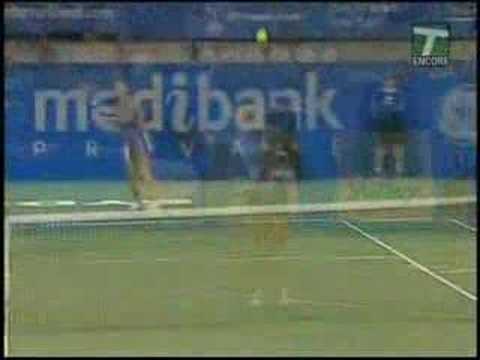 Jelena Jankovic wins two fantastic rallies against Clijsters