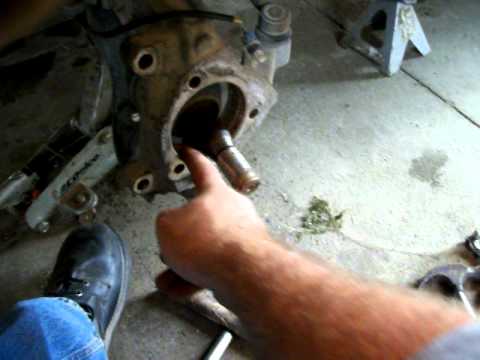 replacing hubs on an 02 saturn vue