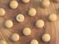 some good old stop motion-action...an unofficial video of the track 