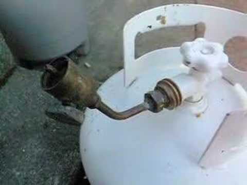 how to bleed off a propane tank