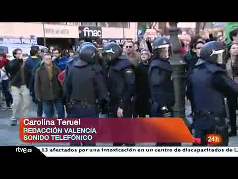 3. Cargas policiales en las protestas estudiantiles de Valencia