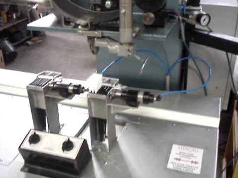 TUFADEIRA AUTOMÁTICA PARA PINCEL