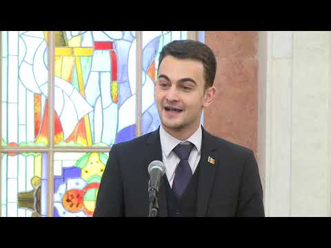 Igor Dodon a înmînat înalte distincții de stat unui grup de cetățeni ai Republicii Moldova