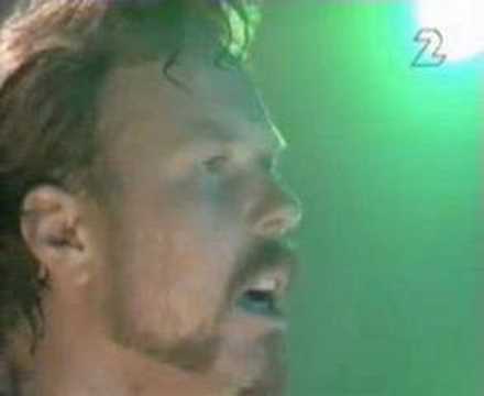 Tekst piosenki Metallica - Ain't my bitch po polsku