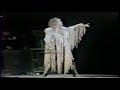 live in usa 

david lee roth