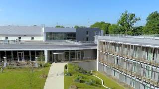 Campus "tout en un", "c'est magique"