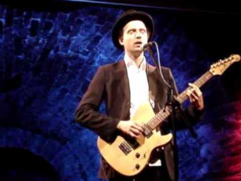 Marc Uwe Kling & Die Gesellschaft live --- 02 Schmerztabletten