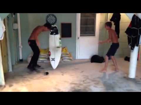 how to snap surfboard
