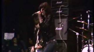 Ramones live at CBGB 1977 (part 1)