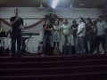 fuente de vida anfitriones orlando y denisse