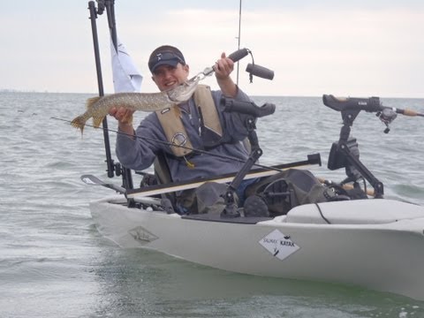Kayak fishing Lake St. Clair Spring 12_Best fishing videos of the week