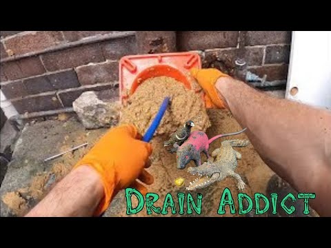 Facet pokazuje jak wygląda praca udrażniacza rur kanalizacyjnych