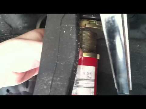 how to adjust tokico d'specs