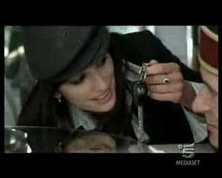 Commercial Honda Jazz (Penelope Cruz)