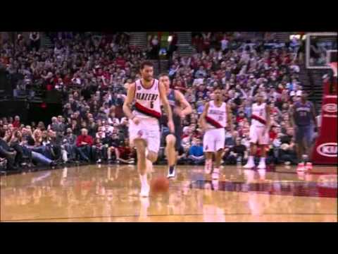 Rudy Fernandez steals and dunks against Bobcats