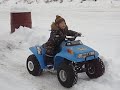 優次　２歳６カ月　雪上でバギー・・