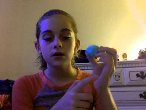 how to remove eos lip balm