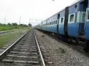 ED WAP4 #22357 powers SBC-NDLS Karnataka express today.The train was running at 100 here. - Karnataka Express