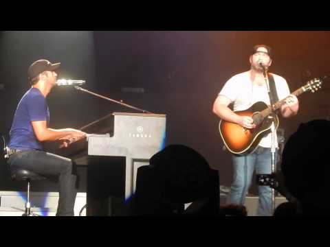 Lee Brice & Luke Bryan Sing