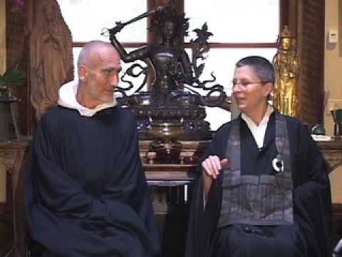 Gratefulness - Upaya Zen Center www.upaya.org upaya@upaya.org This is a preview of a talk with Brother David Steindl-Rast and Roshi Joan Halifax. The full-length DVD will b...