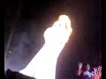 Beyonce singing Irreplaceable live in Manila