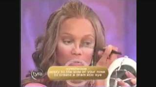 Tyra Banks Makeup Tips and Tricks In 5 Minutes