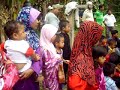 Tomoi Siam Pertunjukan 1