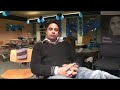 Hvem fanden er Manu? Afslappet Interview