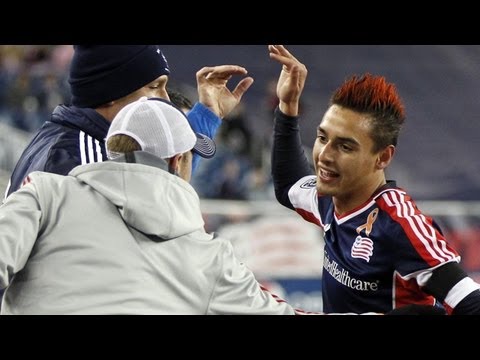 GOAL: Diego Fagundez carves his way through Houstons defense | Houston Dynamo vs NE Revolution_Soccer, MLS. MLS's best of the week