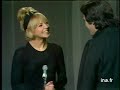 19 avril 1975 sophie daumier, guy bedos avec la participation de pierre mondy et mich�le luccioni, interpr�tent un sketch 