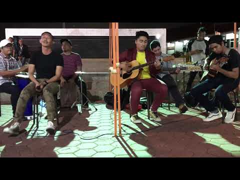 Kau masih cantik seperti dulu - Jarang geng busking cover lagu macam ni