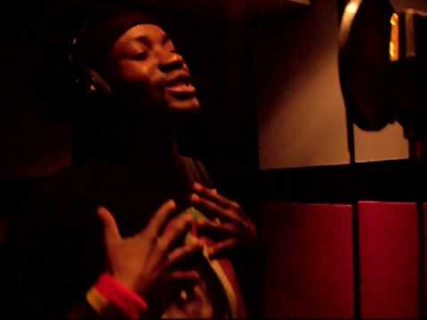 Dubbie Benzie -Mama