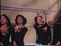 nelly  ملكة الاستعراض و النجمة الفنانة الشاملة نيللي في استعراض مع محمود ياسين من فيلم تحياتي لا ستاذي العزيزوهو اول انتاج للفنان القدير محمود ياسين فيلم اجتماعي كوميدي استعراضي و اولظهور للوجوه الجديدة ان ذاك الممثل عماد رشاد و خالد زكي واشتركت  في الفيلم الفنانةالكبيرة مديحة يسري و نيللي تمثل في الفيلم دور تلميذة شقية في مدرسة داخلية و هي بنت باشا اللي عاوز يجوزها شاب غني و هي تحب شاب فقير