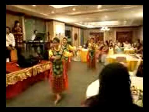 Tari Betawi Lenggang Nyai